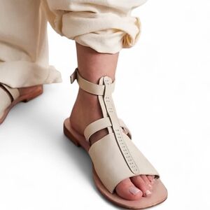 Free People Long Weekend Leather Gladiator Sandals Cream 8.5 NIB